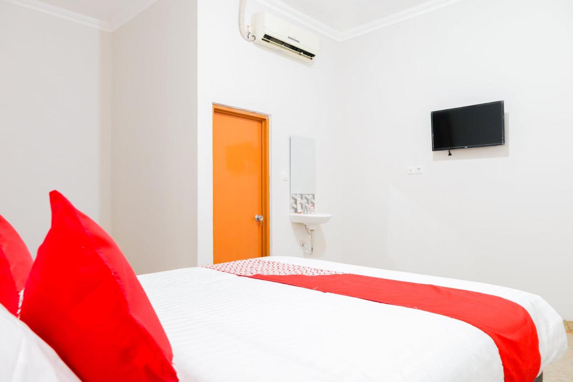 Oyo 1519 Axl Residence Jakarta Exterior photo