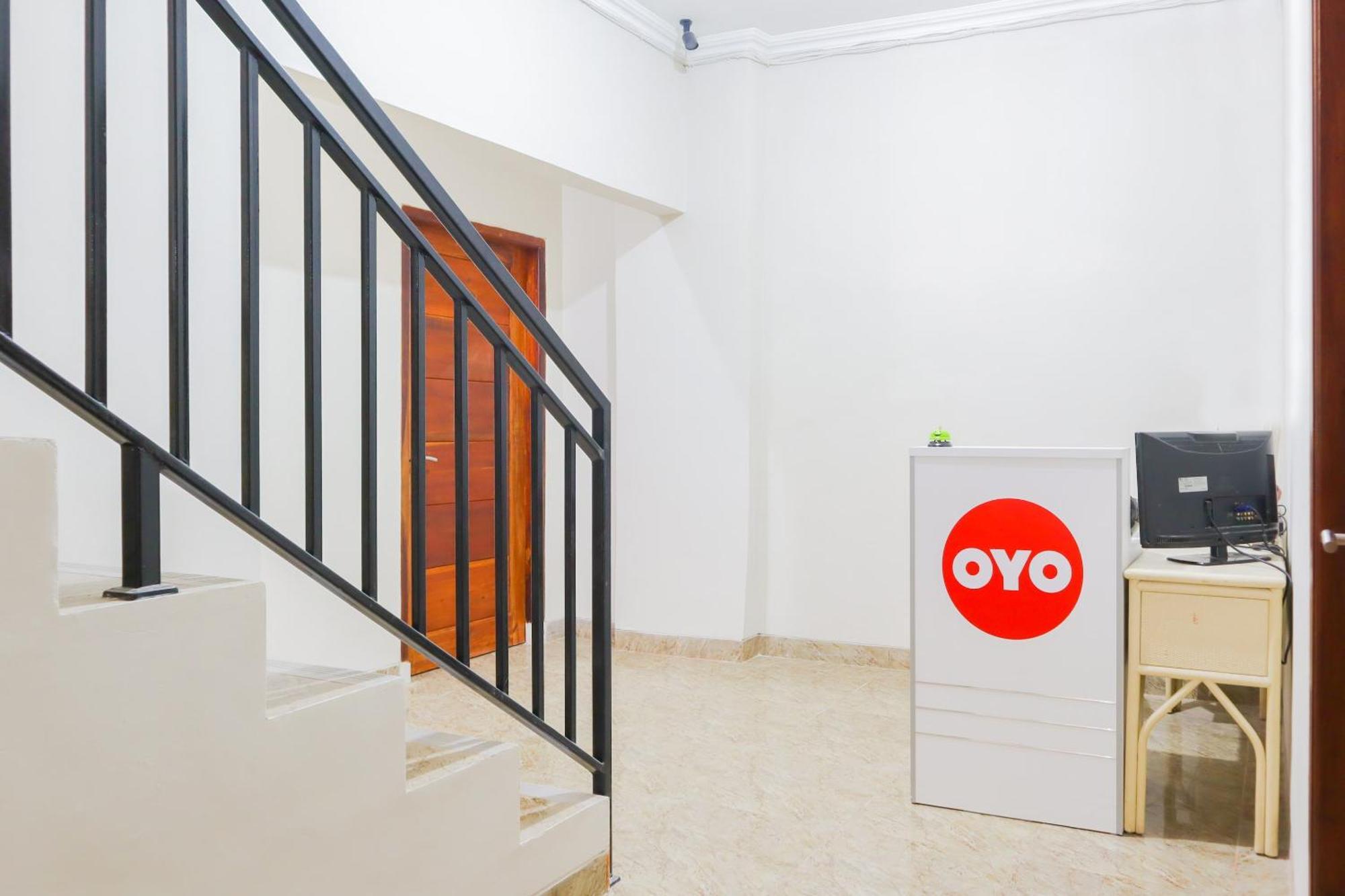 Oyo 1519 Axl Residence Jakarta Exterior photo